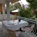 Schreng شقة *